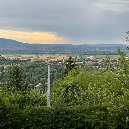 Panorama Nyaralo 펜션 Tahitófalu